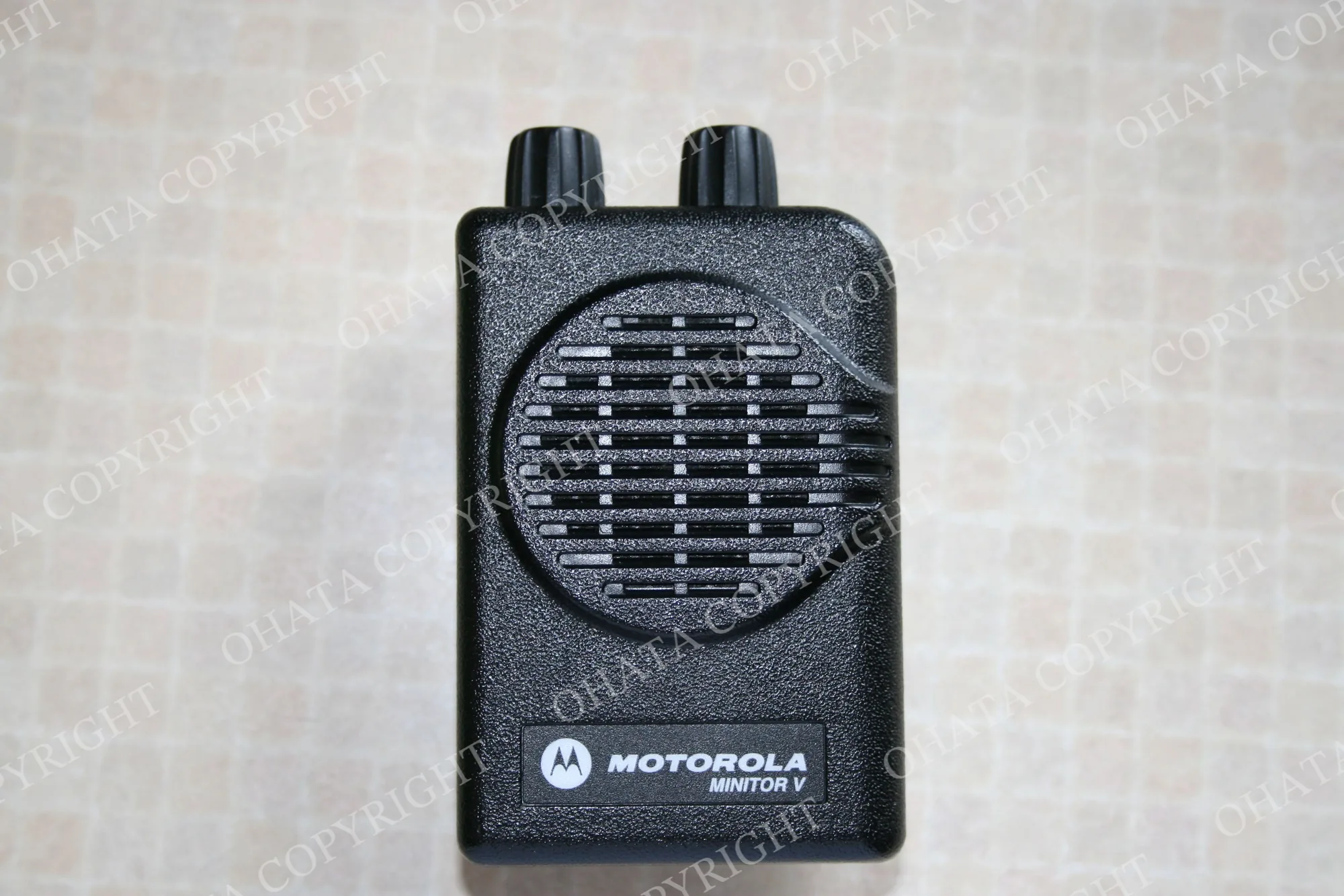 Example of a personal pager used to receive numeric messages. Reference image only.
